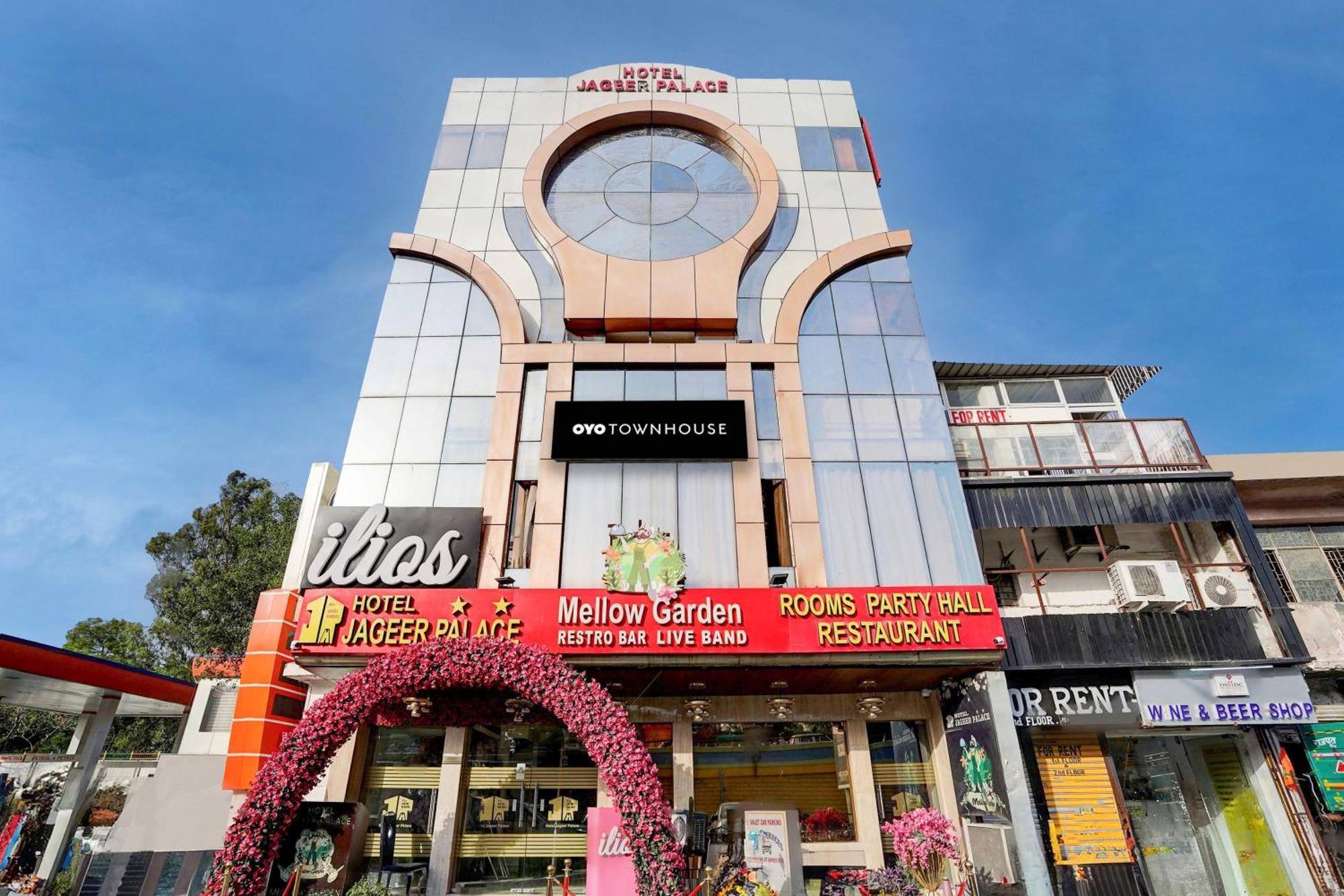 Super Townhouse Jageer Palace Near Mayapuri Chowk New Delhi Bagian luar foto